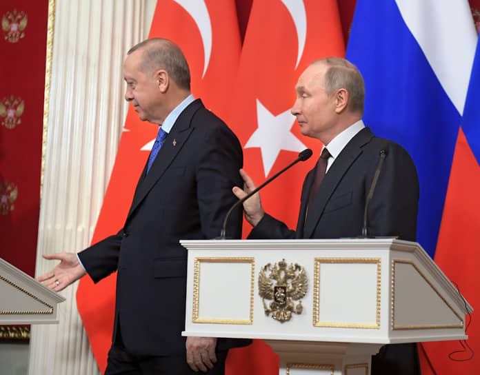 Владимир Путин (справа) и Реджеп Тайип Эрдоган