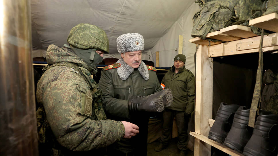 Александр Лукашенко на полигоне Обуз-Лесновский 