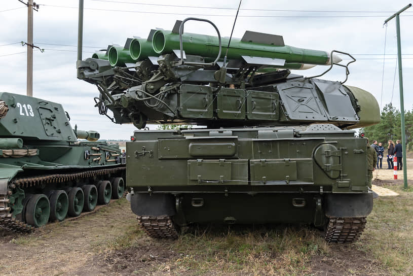 Зенитный ракетный комплекс 9К37-М1 "БУК-М1"