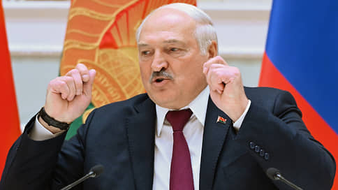 Александр Лукашенко прилетел в Москву на встречу с Владимиром Путиным