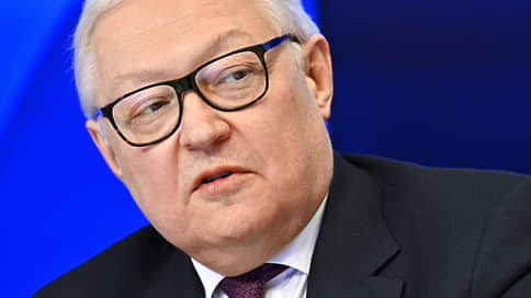 Рябков: Россия будет учитывать ядерные запасы США, Великобритании и Франции как совокупные