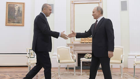 Кремль: Путин и Эрдоган по телефону обсудили зерновую сделку