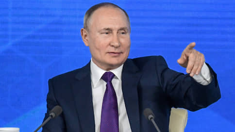 Владимир Путин считает, что США унизили Францию с заказом на подлодки