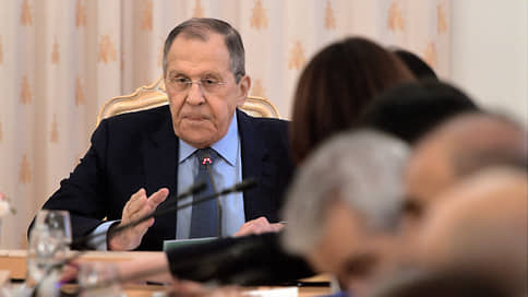 Лавров сравнил протесты против закона об иноагентах в Грузии с майданом