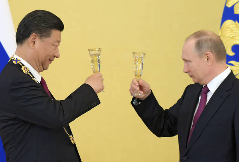 Си Цзиньпин и Владимир Путин во время встречи в 2017 году 