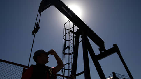 Цена нефти Brent опустилась ниже $71 за баррель впервые с декабря 2021 года