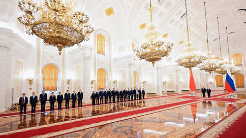 В Кремле завершились переговоры Путина и Си в расширенном формате
