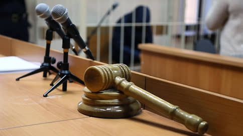 В Саратове начались прения по уголовному делу в отношении бывшего районного прокурора