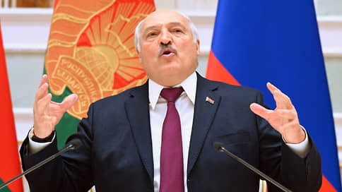 Лукашенко допустил размещение в Белоруссии стратегического ядерного оружия