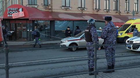 В Петербурге при взрыве в кафе один человек погиб, 15 получили ранения