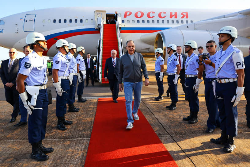 Министр иностранных дел Сергей Лавров прибыл в Бразилию