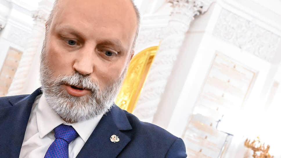 Владимир Рогов
