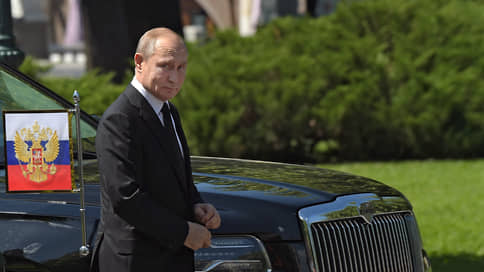 Путин поручил правительству разработать концепцию автомобильного туризма