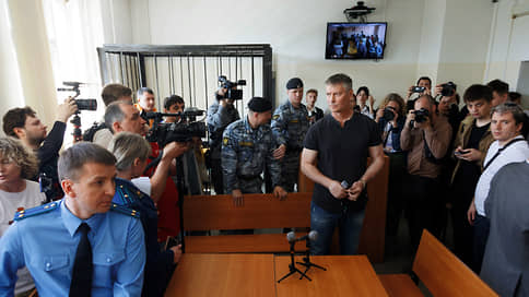 Суд оштрафовал Ройзмана на 260 тыс. рублей за дискредитацию армии