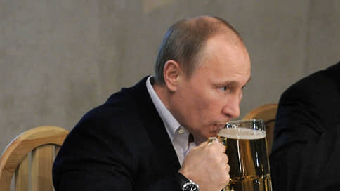 Путин посоветовал российским политэмигрантам и дальше пить пиво в Праге