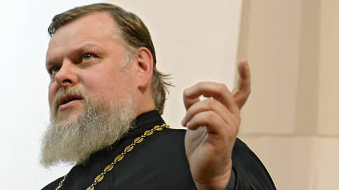 Отстраненный патриархом протоиерей Калинин подтвердил, что попал в больницу с сердечным приступом