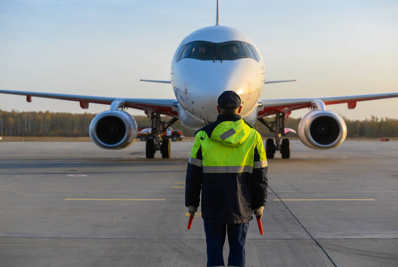 Суперджет SSJ-100