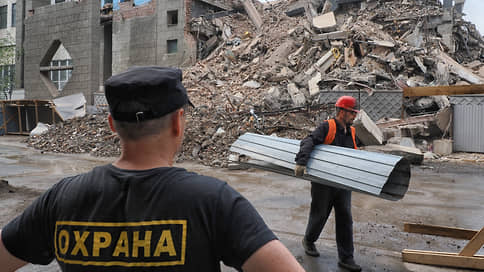 В Петербурге при демонтаже приборостроительного завода произошло обрушение части конструкций