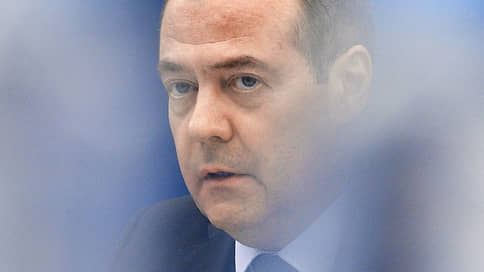 Медведев заподозрил «Яндекс» в нелояльности из-за работы нейросети  «Шедеврум»