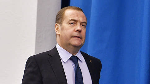 Подоляк: партнеры Украины поддержали удары по российским объектам в Крыму // Медведев об одобрении Западом ударов ВСУ по Крыму: апокалипсис все ближе