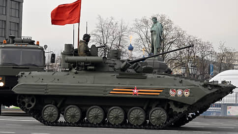 Ростех поставил военным партию модернизированных БМП-2М с Бережком
