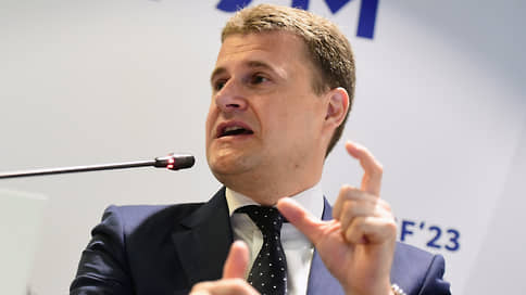 Глава Минвостокразвития заявил о нехватке флота для Севморпути