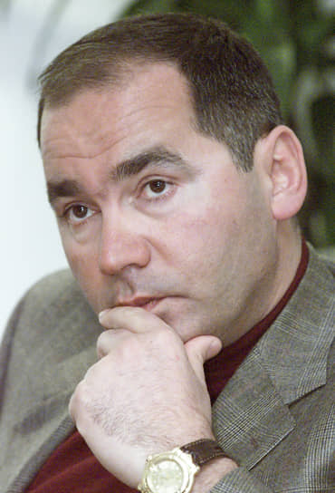 Фархад Ахмедов в 2002 году