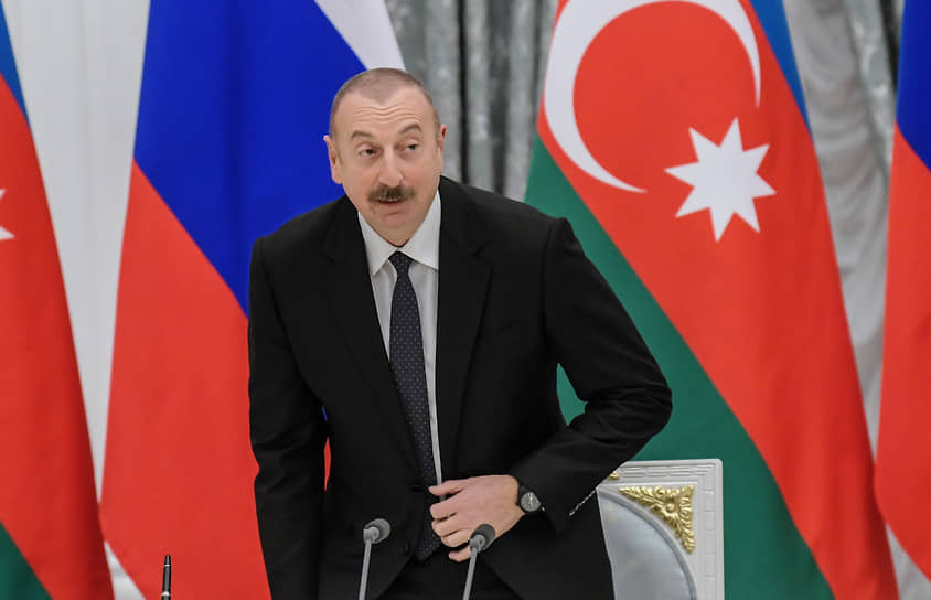 Алиев извинился перед Путиным за гибель российских миротворцев