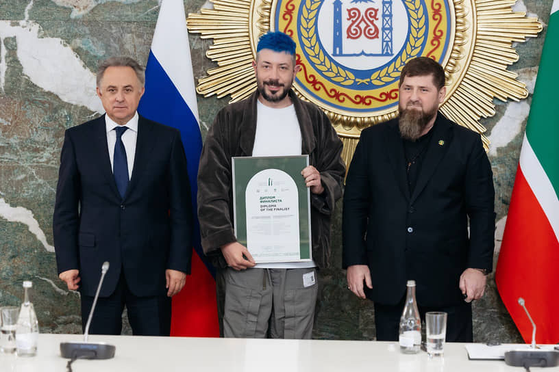 Слева направо: глава АО «ДОМ.РФ» Виталий Мутко, Артемий Лебедев, Рамзан Кадыров