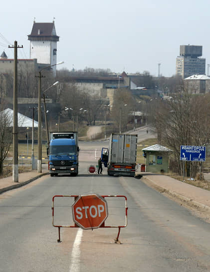 Пограничный пункт пропуска в Ивангороде 