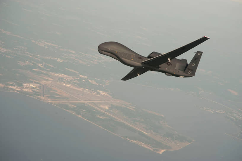 Разведывательный беспилотник RQ-4B Global Hawk 