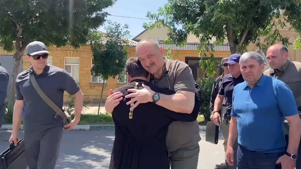 Глава Дагестана Сергей Меликов прибыл в Дербент