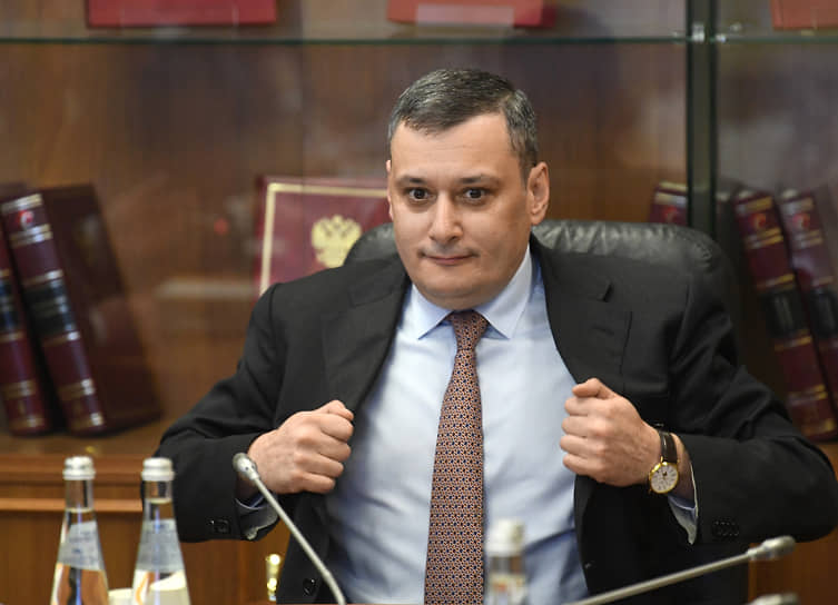 Врио губернатора Курской области Александр Хинштейн 