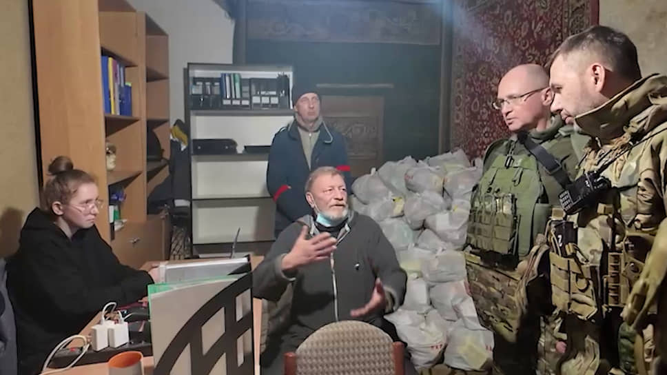 Сергей Кириенко и Денис Пушилин (справа) в Курахово