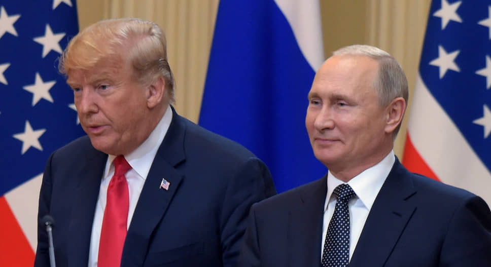 Дональд Трамп (слева) и Владимир Путин в 2018 году 