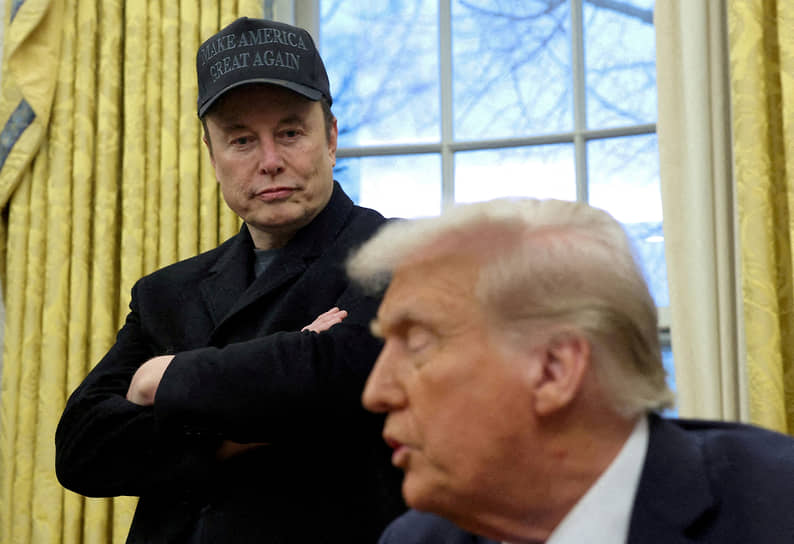 Илон Маск и Дональд Трамп в Белом доме (февраль 2025 года)