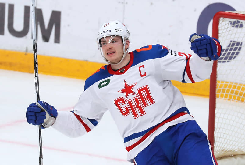 Александр Никишин