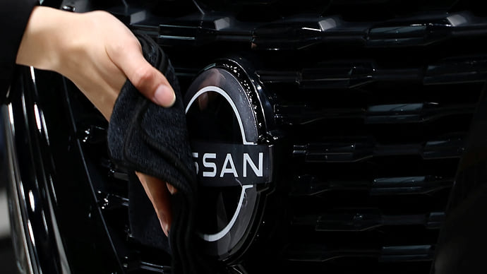 Nissan ожидает годовой убыток в $5 млрд