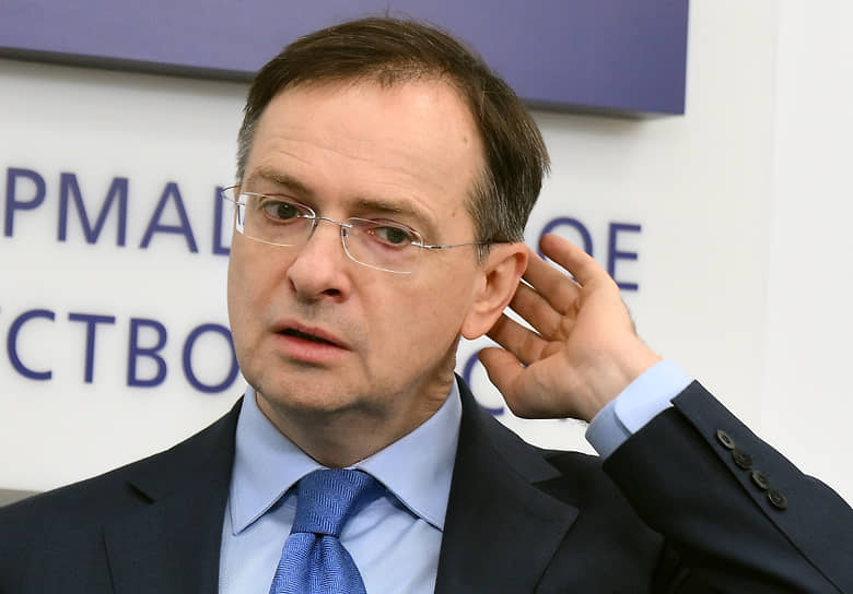 Глава российской делегации в Стамбуле Владимир Мединский