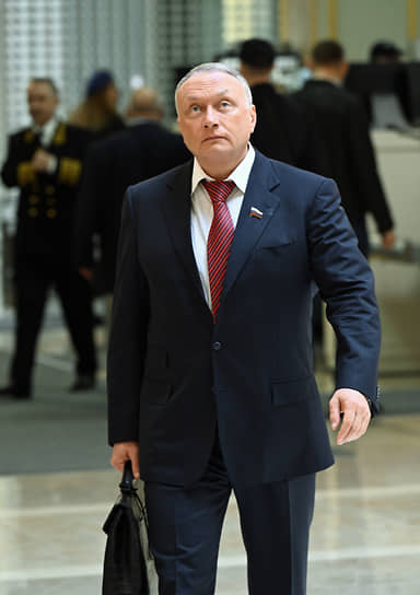 Дмитрий Савельев в Совете федерации (фото 2024 года)