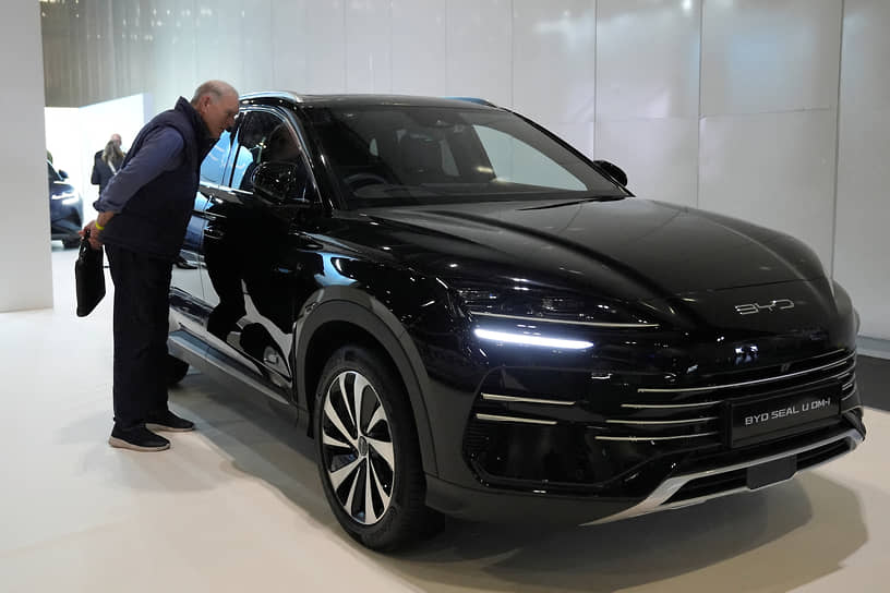 Электромобиль BYD