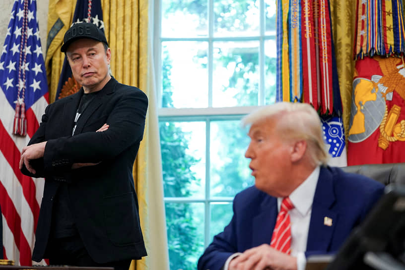Илон Маск (слева) и Дональд Трамп
