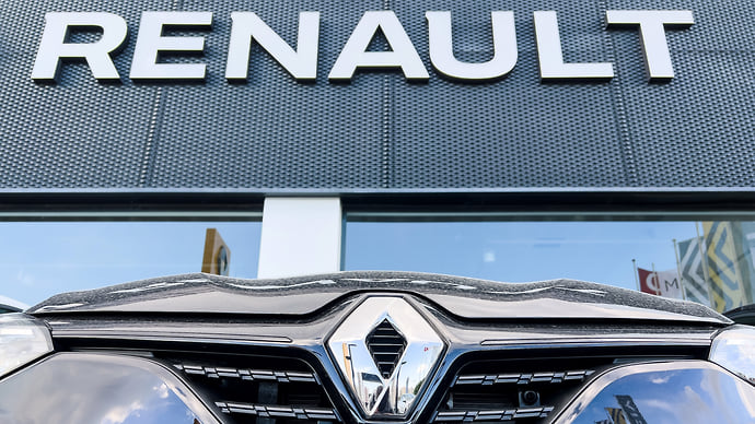 Мантуров: Renault делает все, чтобы не вернуться в Россию