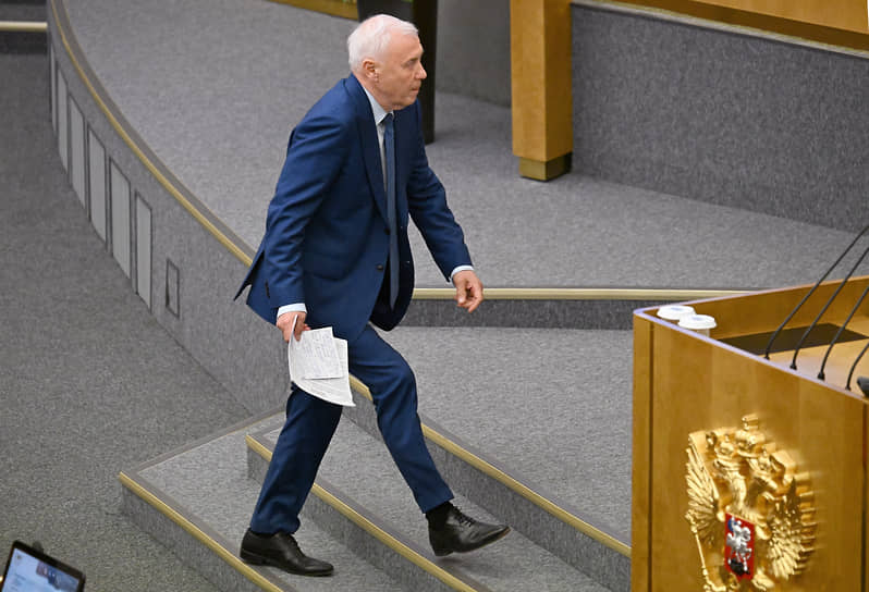 Анатолий Аксаков