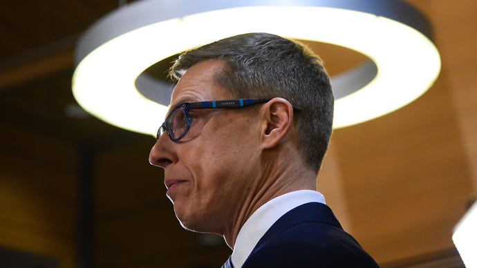 Bloomberg: президент Финляндии призвал ЕС выбрать между Путиным и демократией