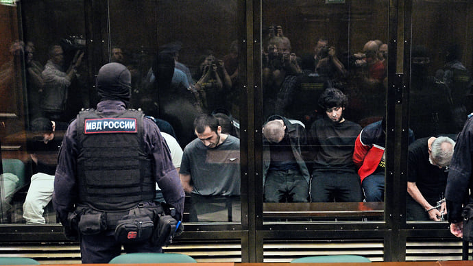 Обвиняемым в теракте в «Крокусе» просят продлить арест на полгода