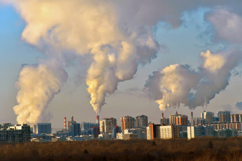 Путин поручил к 2035 году сократить выбросы парниковых газов в России