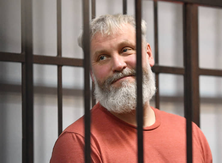 Юрий Усков в зале суда