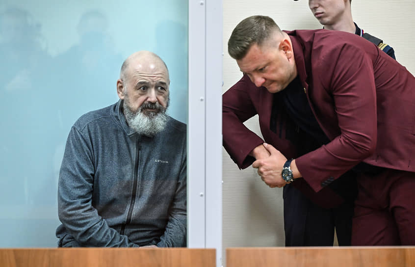 Генерал-майор Александр Оглоблин на оглашении приговора в суде