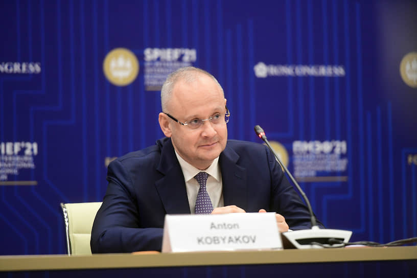 Советник президента России Антон Кобяков на ВЭФ